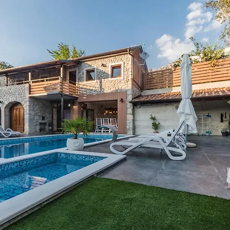Luxury With Pool, Large Garden In The Countryside - By Traveler Tourist Agency Krk- Id 2204 *