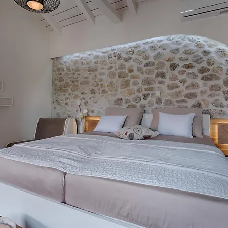 Luxury With Pool, Large Garden In The Countryside - By Traveler Tourist Agency Krk- Id 2204 *