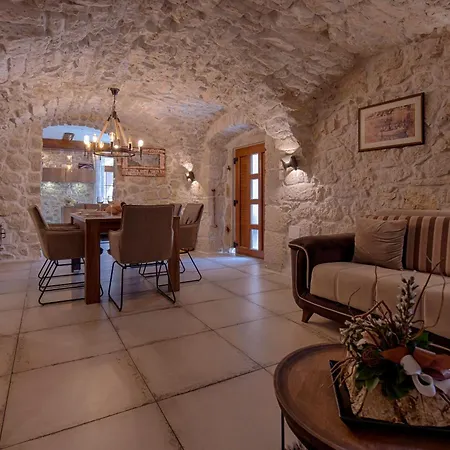 فيلة Luxury With Pool, Large Garden In The Countryside - By Traveler Tourist Agency Krk- Id 2204 Tribalj (Primorsko-Goranska)