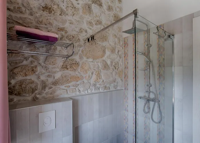 فيلة Luxury With Pool, Large Garden In The Countryside - By Traveler Tourist Agency Krk- Id 2204