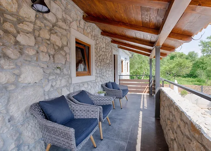 Luxury With Pool, Large Garden In The Countryside - By Traveler Tourist Agency Krk- Id 2204 Tribalj (Primorsko-Goranska)