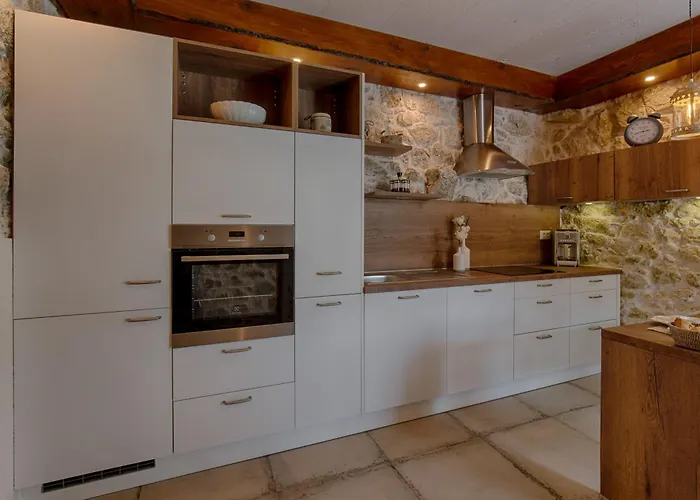 Luxury With Pool, Large Garden In The Countryside - By Traveler Tourist Agency Krk- Id 2204 * Tribalj (Primorsko-Goranska)