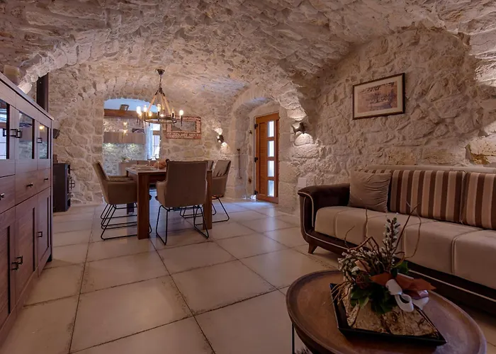 فيلة Luxury With Pool, Large Garden In The Countryside - By Traveler Tourist Agency Krk- Id 2204 Tribalj (Primorsko-Goranska)