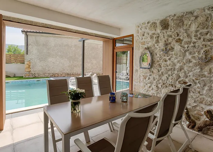 Villa Luxury With Pool, Large Garden In The Countryside - By Traveler Tourist Agency Krk- Id 2204 Tribalj (Primorsko-Goranska)