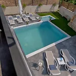 Luxury With Pool, Large Garden In The Countryside - By Traveler Tourist Agency Krk- Id 2204 Villa *