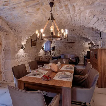Luxury With Pool, Large Garden In The Countryside - By Traveler Tourist Agency Krk- Id 2204 * Tribalj