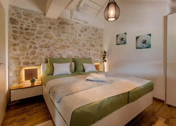 Luxury With Pool, Large Garden In The Countryside - By Traveler Tourist Agency Krk- Id 2204 * Tribalj (Primorsko-Goranska)